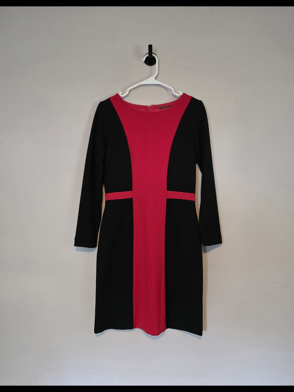 Chadwicks Black and Red Long Sleeve Sheath Dress